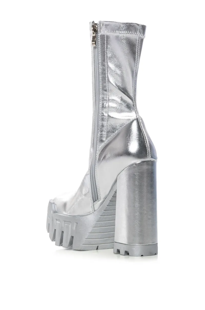 AZALEA WANG DRAGONET SILVER CHUNKY BOOTIE