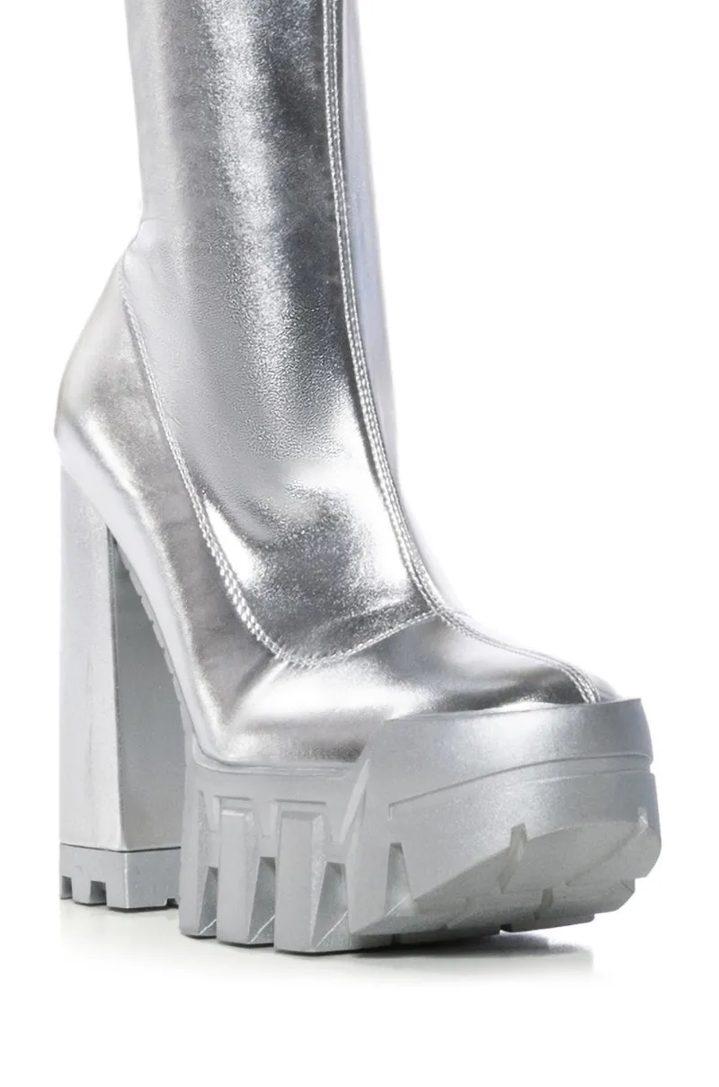 AZALEA WANG DRAGONET SILVER CHUNKY BOOTIE