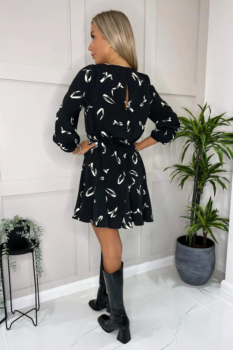 Black And Cream Printed Round Neck Long Sleeve Skater Dress